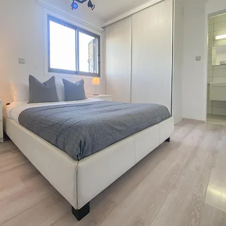 Phaedrus Living: City Flat Rafaella 6 Apartamento Nicósia